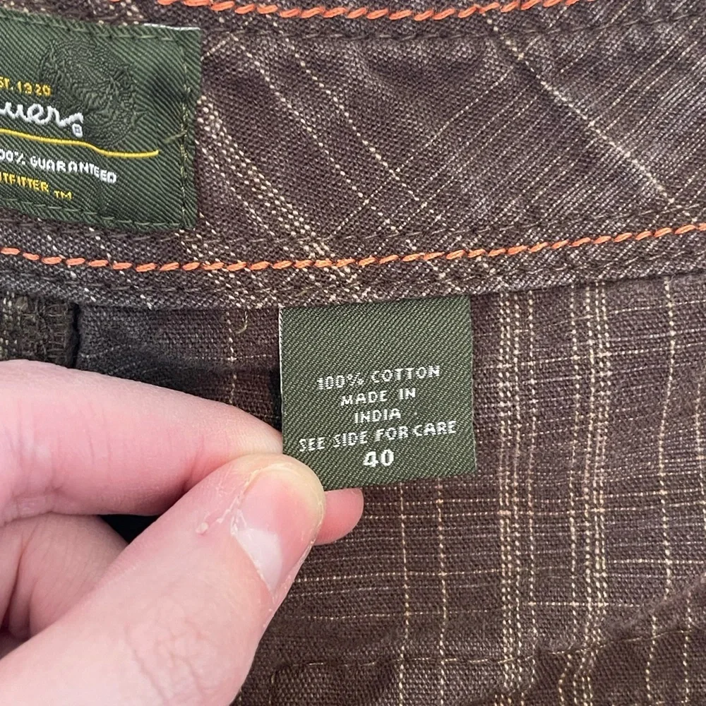 Eddie Bauer Cargo Shorts Men's Size 40 Brown Plaid Outdoor Utility Shorts